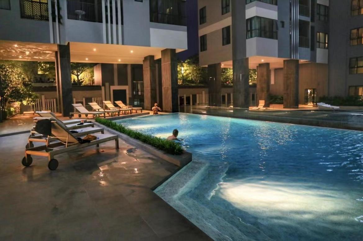 Ferienwohnung The Base Central Pattaya By Wcc Exterior foto